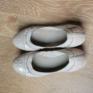 Tory Burch natural beige ballet flats